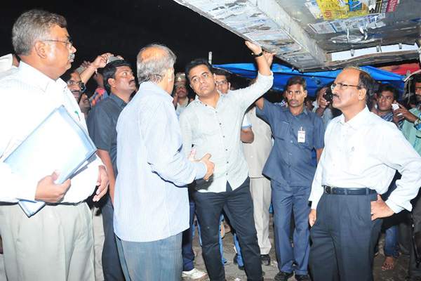 KTR, KTR Follows Chandrababu Naidu, Minister KTR Follows Chandrababu Naidu, KTR Imitates Chandrababu Naidu, IT Minister KTR Follows Chandrababu, Telangana Minister KTR follows Chandrababu