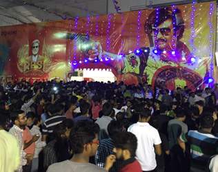 Kabali Collections, Kabali Premier Collections, Kabali Movie Premier Collections, Rajinikanth Kabali Premier Collections, Kabali First Day Collections,