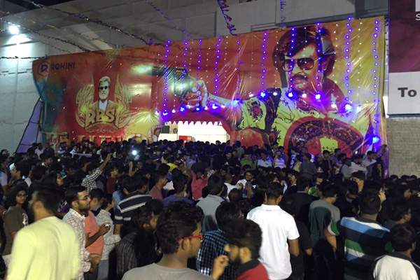 Kabali Collections, Kabali Premier Collections, Kabali Movie Premier Collections, Rajinikanth Kabali Premier Collections, Kabali First Day Collections,