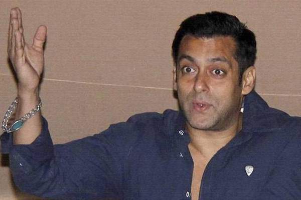 Salman Khan, Salman Khan Summons, Salman Khan Womens Commission Summons, Salman Khan Court Summons, Salman Khan Summons Rape Controversy, Salman Khan Summons Rape Remarks