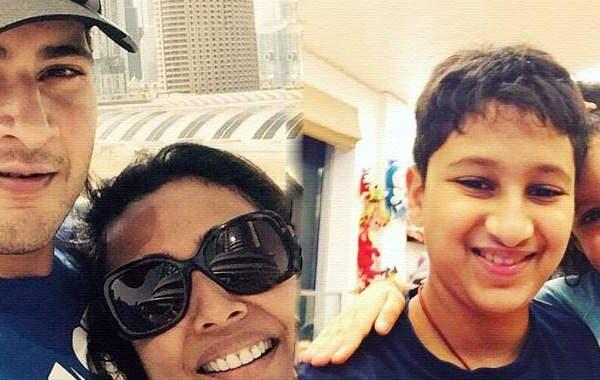 Mahesh Babu Selfie, Mahesh Babu Namratha Selfie, Mahesh Babu Gautham Selfie, Mahesh Babu Sitara Selfie , Mahesh Babu family Selfie
