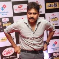 Pawan Kalyan, Pawan Kalyan Mirchi Music Awards Photos, Pawan Kalyan Mirchi Music Awards Stills, Pawan Kalyan Mirchi Awards
