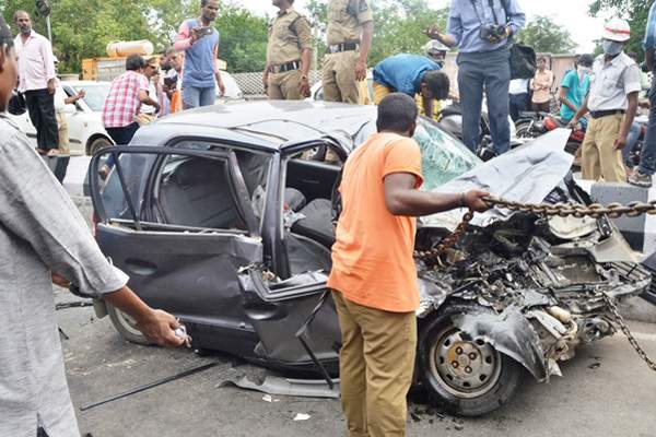 Punjagutta, Punjagutta Accident, Hyderabad Punjagutta Drunk Drive Accident, Punjagutta Drunk Drive Accident, Punjagutta Ramya Drunk Drive Accident, Punjagutta Rajesh Drunk Drive Accident, Punjagutta Madhusudhana Chary Drunk Drive Accident, Punjagutta Nagarjuna Circle Drunk Drive Accident