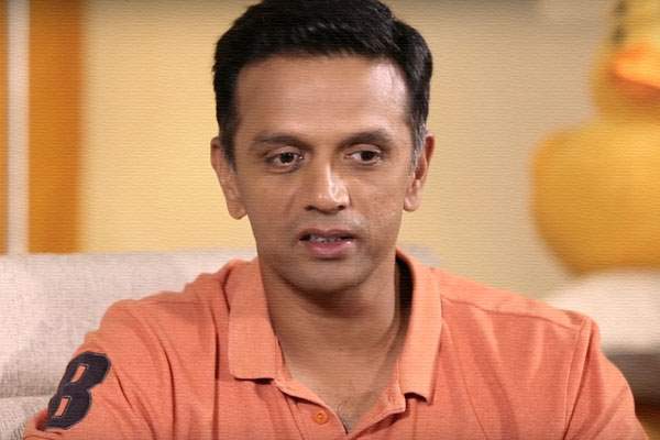 Rahul Dravid Girl, Rahul Dravid Hyderabad Girl, Rahul Dravid Hyderabad Girl Fan, Rahul Dravid Girl Shock, Rahul Dravid Girl Living Together