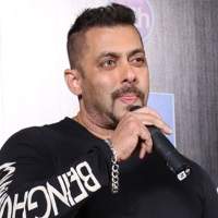 Salman Khan, Salman Khan Farm House, Salman Khan 100 Acre Farm House, Salman Khan Farm House Lulia Vântur, Salman Khan Lulia Vântur Farm House Photo