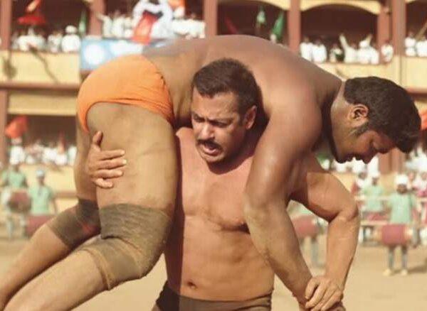 Salman Khan, Salman Khan Cheated Sultan Story Writer, Salman Khan Cheated Story Writer, Salman Khan Cheating Sulan Story, Salman Cheating Sulan Story Lifted 