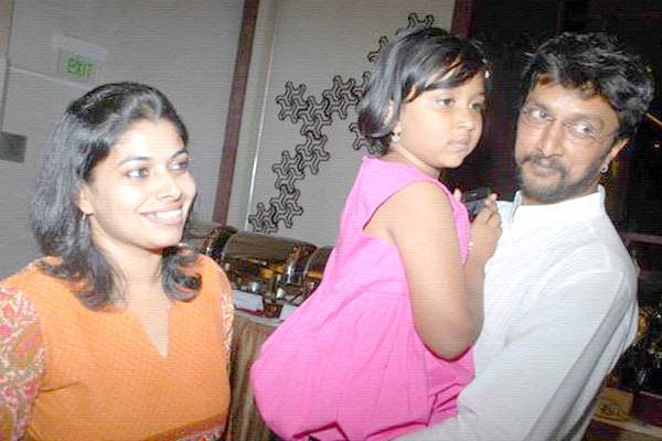 Kiccha Sudeep, Kiccha Sudeep Divorce, Kiccha Sudeep Divorce Wife, Kiccha Sudeep Priya Divorce Kiccha Sudeep Divorce Priya, Kannada Superstar Kiccha Sudeep Divorce, Rajamouli Villain Kiccha Sudeep Divorce