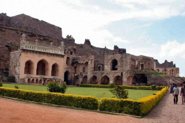 Telangana, Telangana Government Violation, Telangana Government Violation Golconda Fort,  Telangana Government Protocol Violation Golconda Fort