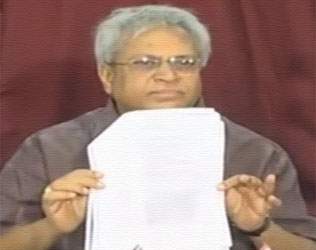Undavalli,Undavalli Reveals Secret Document,Undavalli Reveals Secret Document AP Special Status,Undavalli Reveals Modi Secret,Undavalli Reveals Cabinet Note