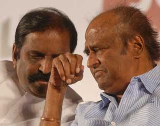 Kabali, Vairamuthu Kabali, Vairamuthu Kabali Controversy, Vairamuthu Kabali Movie Controversy, Vairamuthu Rajinikanth Kabali Controversy, Writer Vairamuthu Kabali Controversy, Lyricist Vairamuthu Kabali Controversy