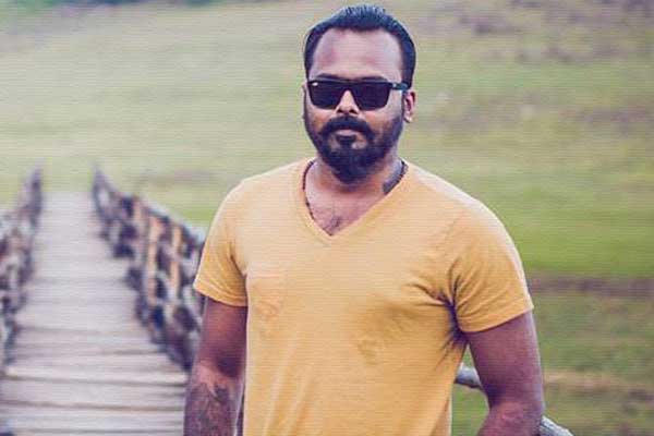 Rajinikanth, Rajinikanth Fan Vasanth Paul, Rajinikanth Fan Vasanth Paul Drunk, Rajinikanth Kabali Fan Vasanth Paul Drunk, Rajinikanth Fan Vasanth Paul Rescue Woman, Rajinikanth Fan Vasanth Paul Gang Rape