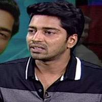 Allari Naresh Selfie, Allari Naresh Selfie Fans, Allari Naresh Selfie Dead Body, Allari Naresh Worst Selfie, Allari Naresh Selfie Fans Photo