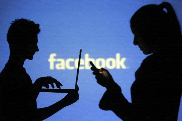 Hyderabad, Hyderabad Facebook Cheating, Hyderabad Facebook Crime, Hyderabad Facebook Girls Cheating, Hyderabad Facebook Fake Accounts 