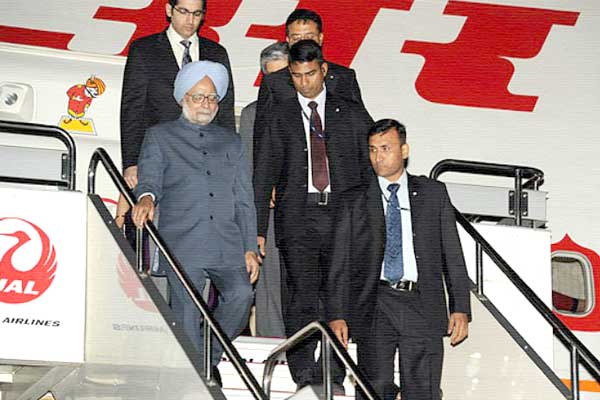 Manmohan Singh, Manmohan Singh Air India, Manmohan Singh Air India Flight, Manmohan Singh Air India Crash, Manmohan Singh Air India Flight Crash, Manmohan Singh Air India Plane Crash, 