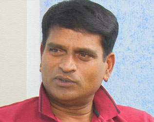 Ravi Babu, Ravi Babu Audio Functions, Ravi Babu Tollywood Heros, Ravi Babu Comedian, Ravi Babu Telugu Actor, Ravi Babu Interview, Ravi Babu Controversy, Ravi Babu Comments