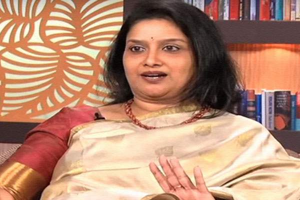 Actress Tulasi, Actress Tulasi Buying Awards, Actress Tulasi Paid Awards, Actress Tulasi National Award, Actress Tulasi Award Controversy