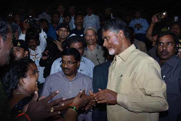 Chandrababu Naidu, Chandrababu Naidu Krishna Pushkaralu Feedback, Chandrababu Naidu Krishna Pushkaralu 2016 Feedback, Chandrababu Naidu Vijayawada Krishna Pushkaralu Feedback, Chandrababu Naidu AP Krishna Pushkaralu Feedback