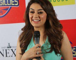 Hansika, Hansika Movie Offers, Hansika Telugu Movie Offers, Hansika Motwani Movie Offers, Hansika Tollywood Movie Offers,