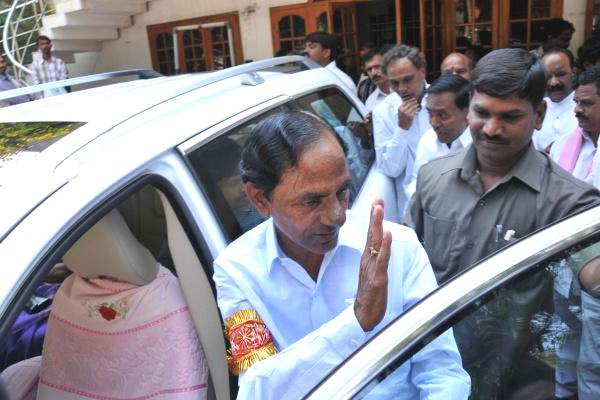 KCR, KCR Narendra Modi Treatment Telangana Tour, KCR Food Menu Narendra Modi Telangana Tour, KCR Care Narendra Modi Telangana Tour