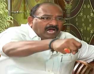 Kurugondla Ramakrishna, Kurugondla Ramakrishna Rowdyism, MLA Kurugondla Ramakrishna Rowdyism, TDP MLA Kurugondla Ramakrishna Rowdyism, Venkatagiri MLA Kurugondla Ramakrishna Rowdyism,