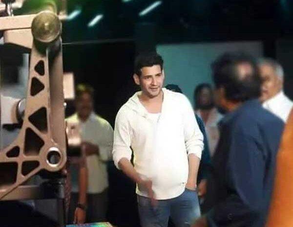 Mahesh Babu new look, Mahesh Babu Movie new look, Mahesh Babu Murugadoss Movie new look, Murugadoss Mahesh Babu  Movie new look, Director Murugadoss Mahesh Babu  Movie new look