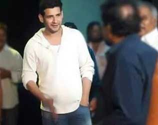 Mahesh Babu new look, Mahesh Babu Movie new look, Mahesh Babu Murugadoss Movie new look, Murugadoss Mahesh Babu Movie new look, Director Murugadoss Mahesh Babu Movie new look