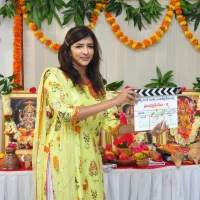 Manchu Lakshmi Claps Manchu Manoj New Movie