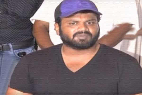 Manchu Manoj, Junior Artists Manchu Manoj, Junior Artists Attack Manchu Manoj, Junior Artists Attack Manchu Manoj Movie Producer,  Junior Artists Attack Manchu Manoj, Junior Artists Attack Manchu Manoj Producer, Junior Artists Attack Manchu Manoj Producer Achchi Babu