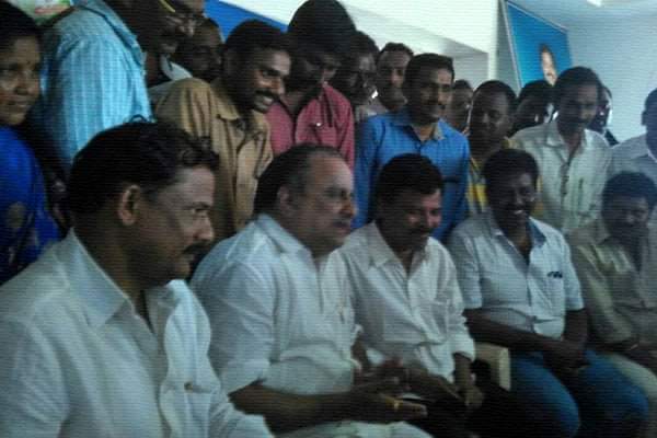 Kapu Agitation Back Andhra Pradesh, Mudragada Padmanabham Back Andhra Pradesh, Mudragada Threat Back Chandrababu Andhra Pradesh