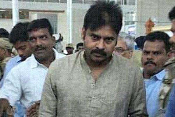 Pawan Kalyan, Pawan Kalyan Warns Fans, Pawan Kalyan Warns NTR Fans, Pawan Kalyan Warns Jr NTR Fans, Powerstar Pawan Kalyan Warns Fans, Jana Sena Pawan Kalyan Warns Fans