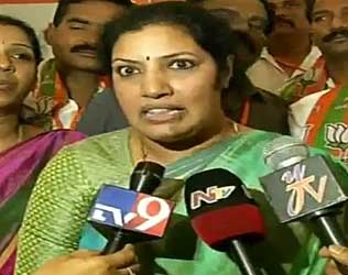 Purandeswari, Purandeswari Chandrababu Rivalry, Lakshmi Parvathi, Purandeswari Chandrababu Naidu Lady Women Enemies, Purandeswari Failed Attack Chandrababu