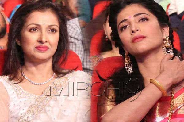 Shruti Haasan, Shruti Haasan Gautami, Shruti Haasan Gautami Controversy, Shruti Haasan Gautami Sabash Naidu Controversy, Shruti Haasan Gautami Tadimalla Controversy
