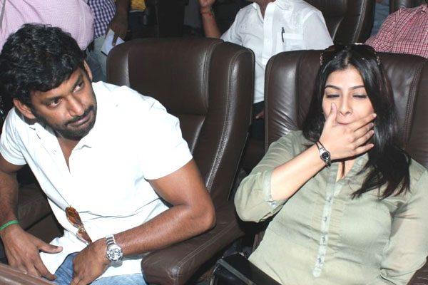 Varalakshmi, Varalakshmi Wedding Latest Updates, Varalakshmi Wedding Latest News, Varalakshmi Vishal Wedding Latest Updates 