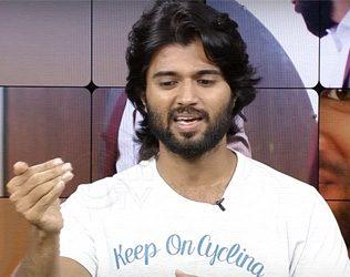 Vijay Devarakonda, Vijay Devarakonda Rajamouli, Vijay Devarakonda Likes Rajamouli, Vijay Devarakonda Likes SS Rajamouli, Vijay Devarakonda Loves Rajamouli, Vijay Devarakonda Respects Rajamouli