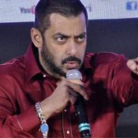 Yash Raj Film, Yash Raj Film Cheating Salman Khan, Yash Raj Film Cheating Salman Khan Sultan Collections, Yash Raj Film Cheating Salman