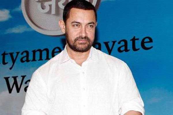 Aamir Khan, Devendra Fadnavis Praises Aamir Khan, CM Devendra Praises Fadnavis Aamir Khan, Maharashtra Chief Minister Devendra Praises Fadnavis Aamir Khan, Maharashtra CM Devendra Praises Fadnavis Aamir Khan