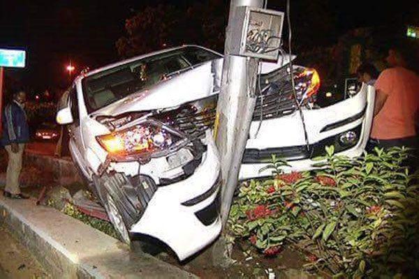 Balakrishna Car Accident Hyderabad, Nandamuri Balakrishna Car Accident Hyderabad, Nandamuri Balakrishna Car Rams Roadside Pole Banjara Hills