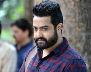 Janatha Garage Live Updates, Janatha Garage Live Premier Updates, Janatha Garage US Premier Collections, Janatha Garage Overseas Premier Collections