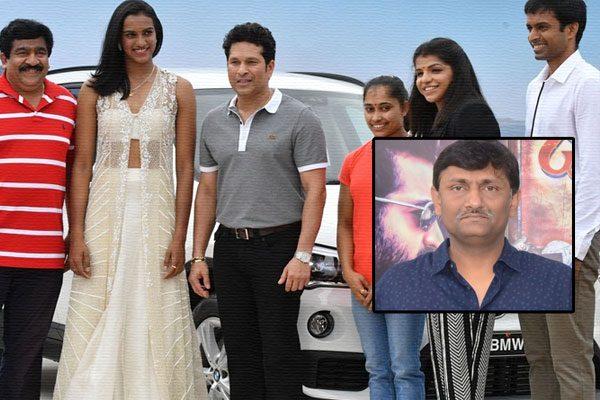 Mythri Movie Makers Naveen Yerneni Sachin Tendulkar BMW Car, Mythri Movie Makers Naveen Yerneni Sachin Tendulkar BMW Car Gift, Naveen Yerneni BMW Car Gift