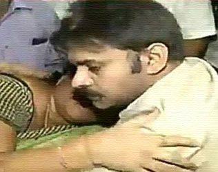 Pawan Kalyan Fan Killed, Pawan Kalyan Fan Killed Akshay Arrested, Pawan Kalyan Fan Killed Akshay Arrested Narasapuram, Pawan Fan Killed Akshay Arrest Kolar