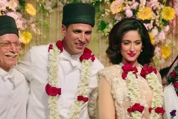 Akshay Kumar Rustom, Akshay Kumar Rustom 100 Crore, Akshay Kumar Rustom 100 Crore Record, Akshay Kumar Rustom 100 Crore Club, Akshay Rustom Sixth 100 Crore
