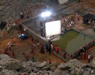 Baahubali 2, Baahubali 2 Leaked Scene Photos, Baahubali 2 Leaked Scene Stills, Baahubali 2 Movie Leaked Photos Stills, Baahubali 2 Shooting Leaked Scenes, Baahubali 2 Sets Leaked Stills Photos, SS Rajamouli Baahubali 2 Leaked Scene, Baahubali 2 Movie Leaked Scene