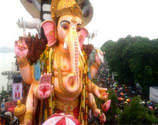 Ganesh Nimajjanam, Ganesh Nimajjanam Public Talk, Ganesh Nimajjanam Public Talk Hyderabad, Ganesh Nimajjanam Public Opinion Hyderabad