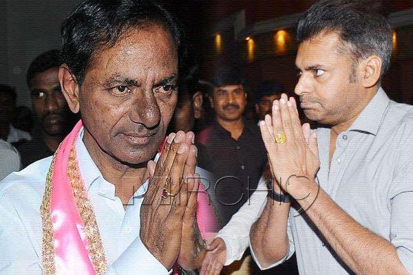 pawan-kalyan-kcr