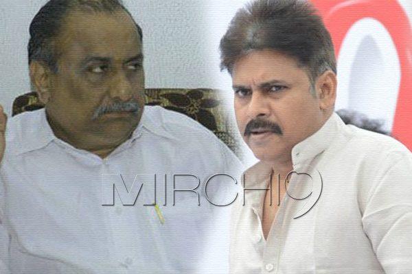 Pawan Kalyan, Pawan Kalyan Mudragada, Pawan Kalyan Support Mudragada, Pawan Kalyan Support Mudragada Kapu Agitation, Pawan Kalyan Support Mudragada Kapu Reservation, Pawan Kalyan Support Mudragada Padmanabham Agitation