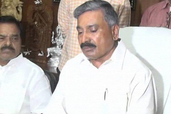 YSRCP, YSRCP Assembly Privileges Committee, YSRCP Argument Assembly Privileges Committee, YSRCP Assembly Privileges Committee Meet, YSRCP Controversy Assembly Privileges Committee, YSRCP Ruckus Assembly Privileges Committee, YSRCP MLAs Ruckus Assembly Privileges Committee