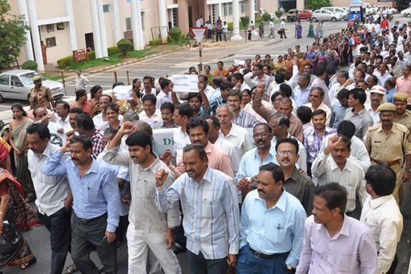 Telangana, Telangana Origin AP Employees Shifting, Telangana Origin AP Secretariat Employees Shifting, Telangana Origin AP Secretariat Employees Shifting Telangana Origin AP Secretariat Employees Shifting Amaravati