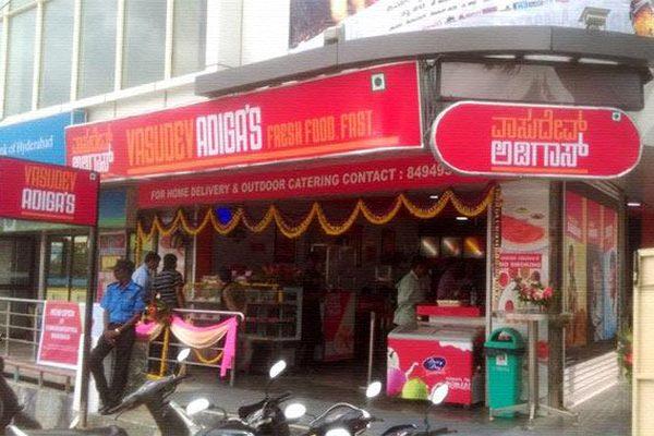 vasudev-adiga-fast-food