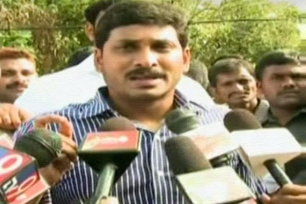 YS Jaga, YS Jagan Chandrababu, YS Jagan Comments Chandrababu High Court Stay, YSRCP YS Jagan Comments Chandrababu High Court Stay Order, YS Jagan Comments AP CM Chandrababu High Court Stay Order, YS Jagan Faults Chandrababu High Court Stay Order,