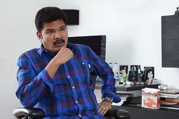 Shankar, Shankar Controversial Comments Bollywood Promotions, Director Shankar Controversial Comments Bollywood, Director Shankar Comments Bollywood Promotions, Shankar Satire Bollywood Promotions, Director Shankar Bollywood Promotions, Director Shankar Robo 2.0 Bollywood Promotions
